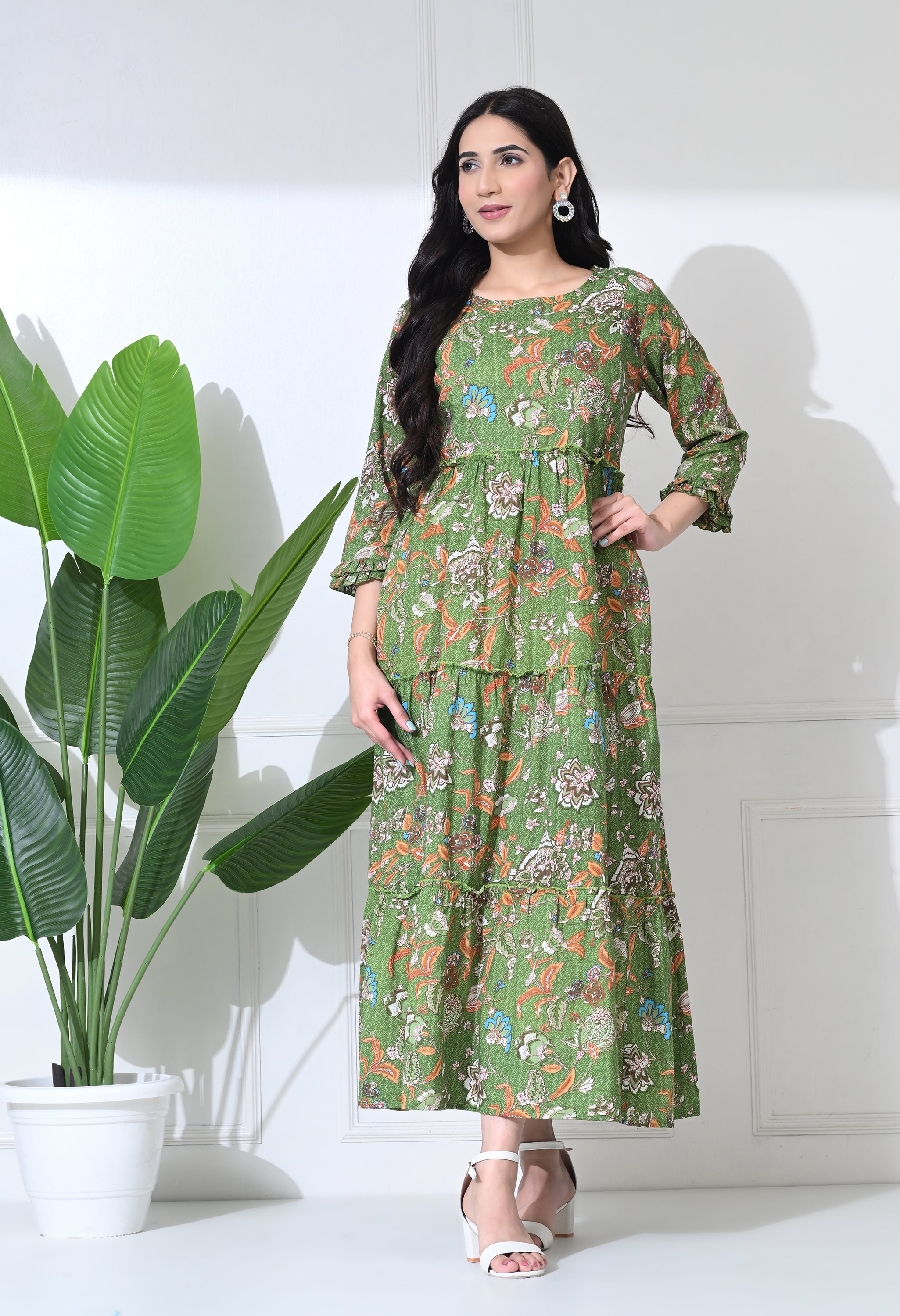 Beautiful Feeding Gown By SILAKIVA