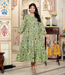 Beautifull Feeding Gown